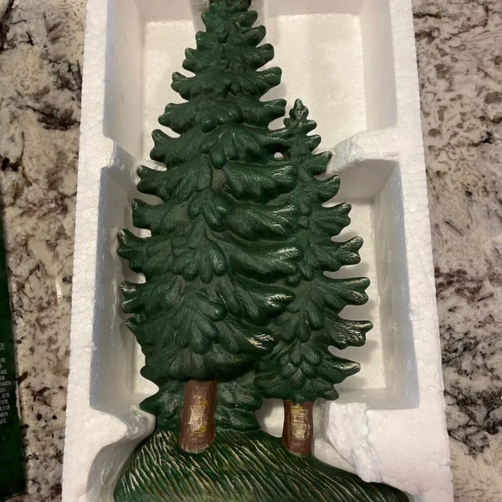 Vtg 1994 Santa's Best Christmas In Vermont Hand Painted Trees Christmas 12